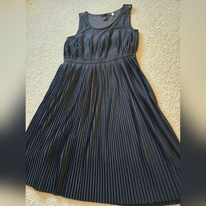 🌈 H&M Little Black LBD Pleated Dress
